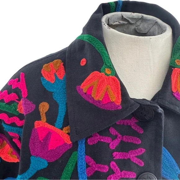 Vintage Boho Embroidered Coat Size Medium - Picture 3 of 9